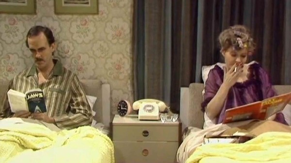 Med thumb sleepingbrits