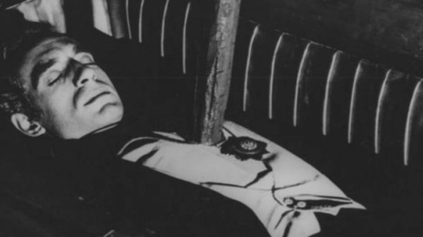 Med thumb vampireincoffin