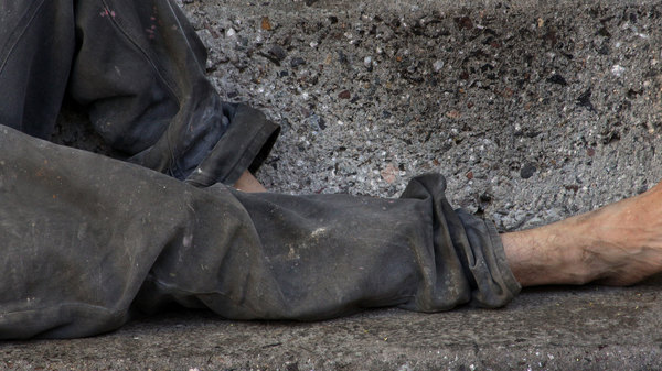 Med thumb homeless