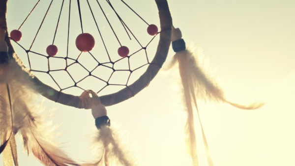Med thumb dream catcher