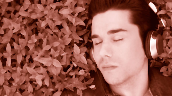 Med thumb music to fall asleep