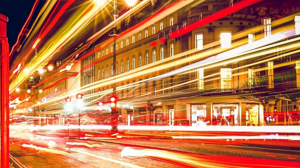 Med thumb london telephone booth long exposure lights
